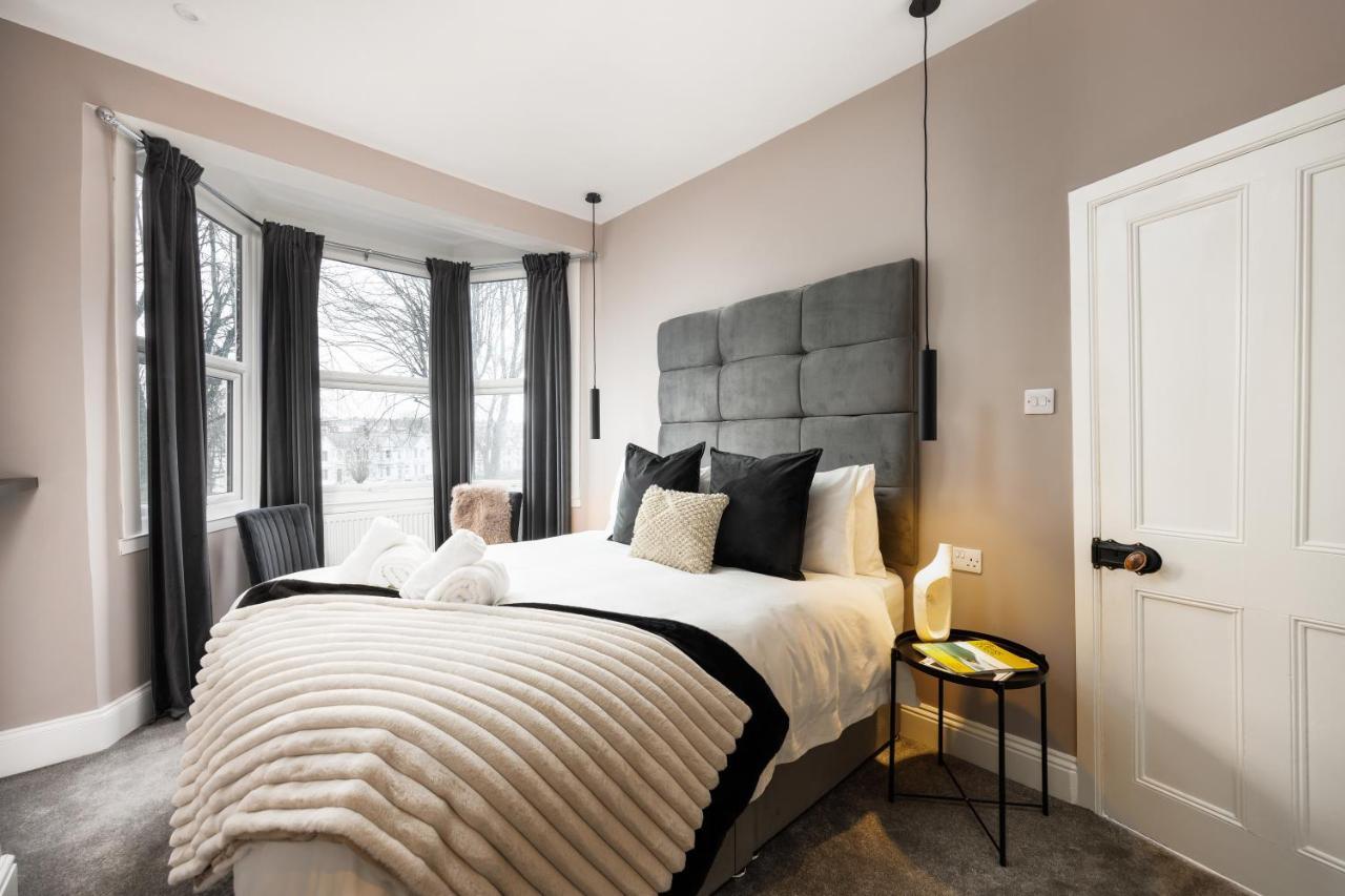 The Getaway! 3 Bed House - Plymouth - Sleeps 7 - Free Parking - Habita Property ภายนอก รูปภาพ